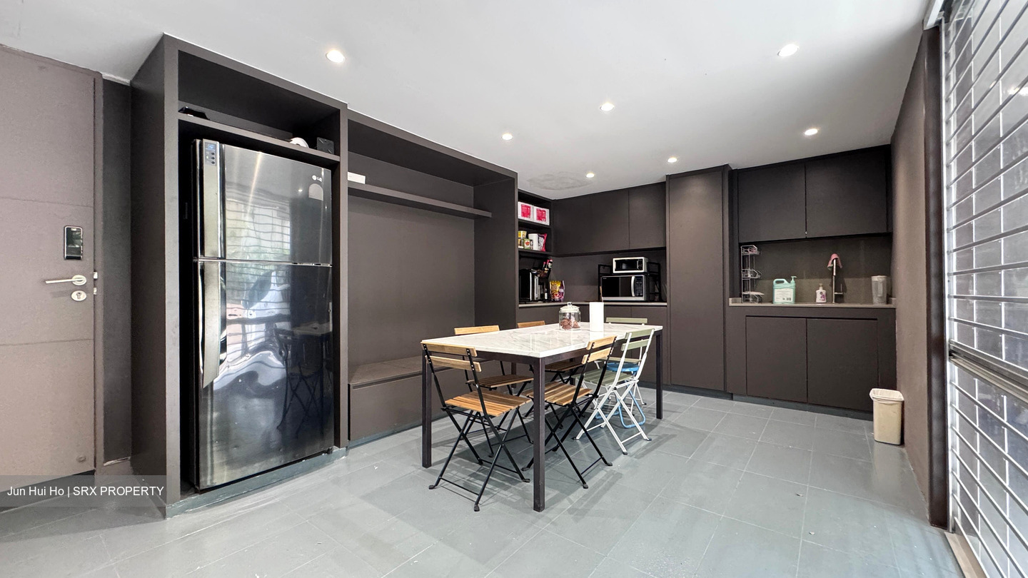 River Valley Road (D9), Shop House #492315071